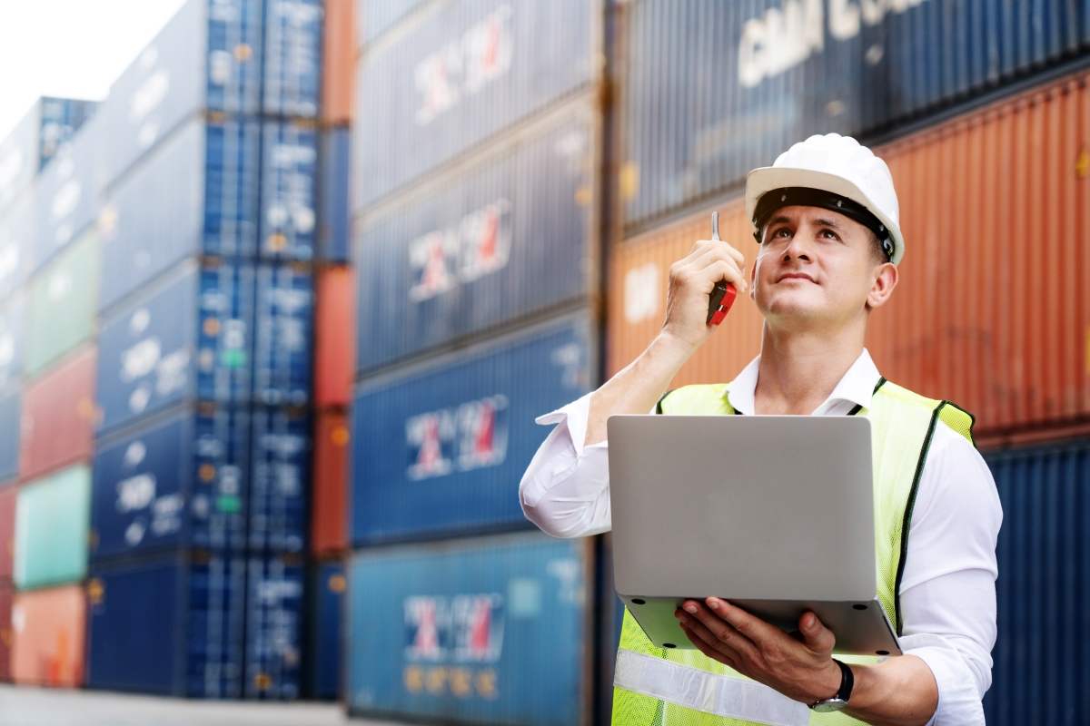 what-does-a-freight-forwarder-do
